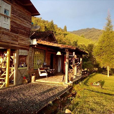 Tarragona Hostal Santa Rosa de Cabal Dış mekan fotoğraf