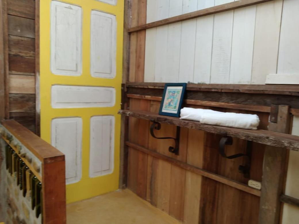 Tarragona Hostal Santa Rosa de Cabal Dış mekan fotoğraf